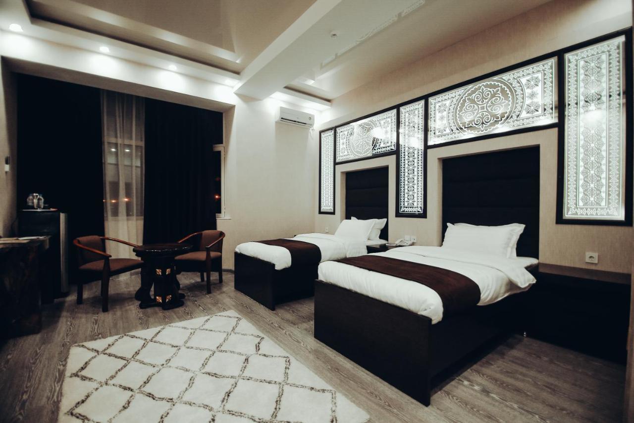 Safir Business Hotel O ドゥシャンベ エクステリア 写真