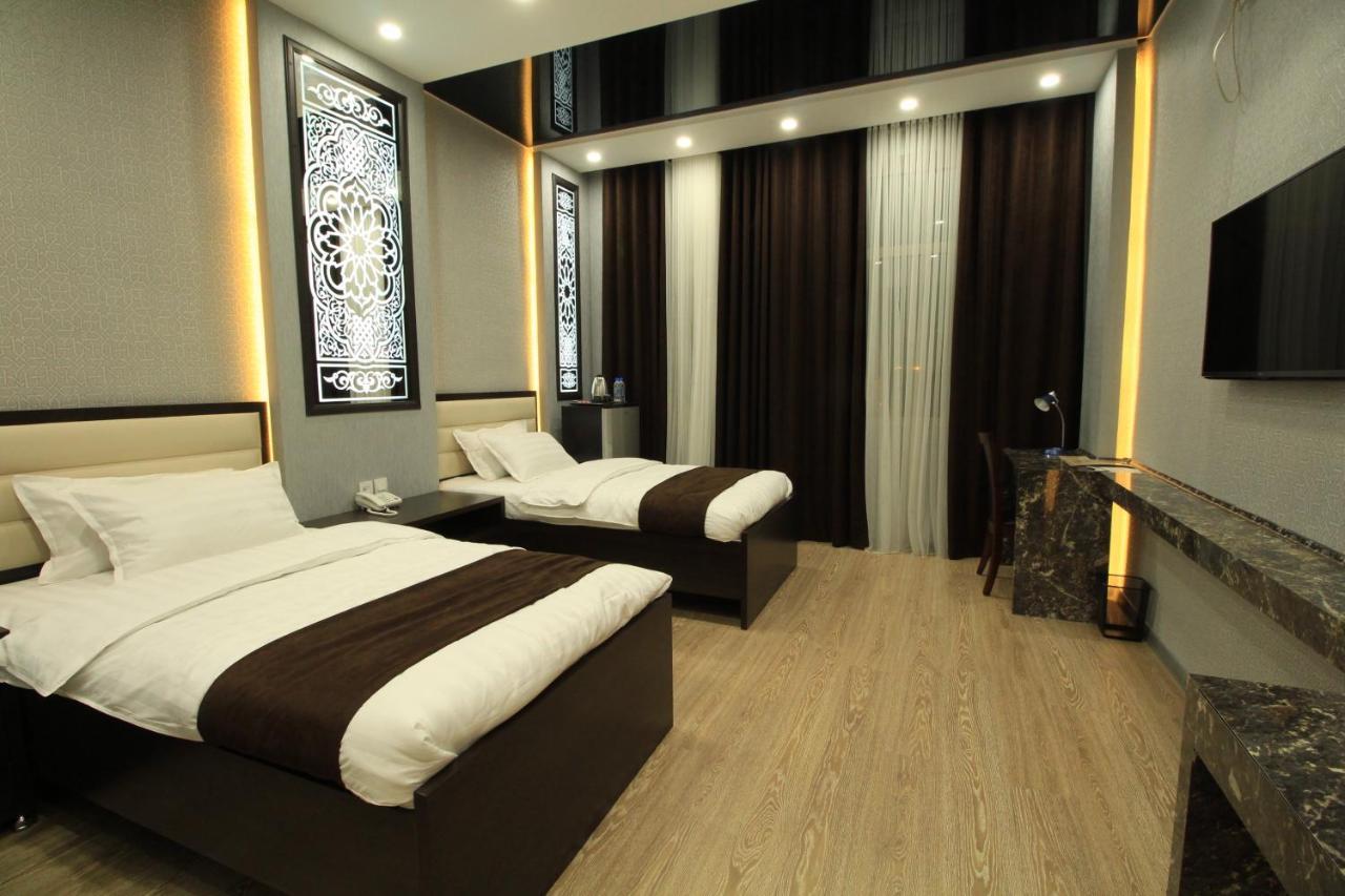 Safir Business Hotel O ドゥシャンベ エクステリア 写真