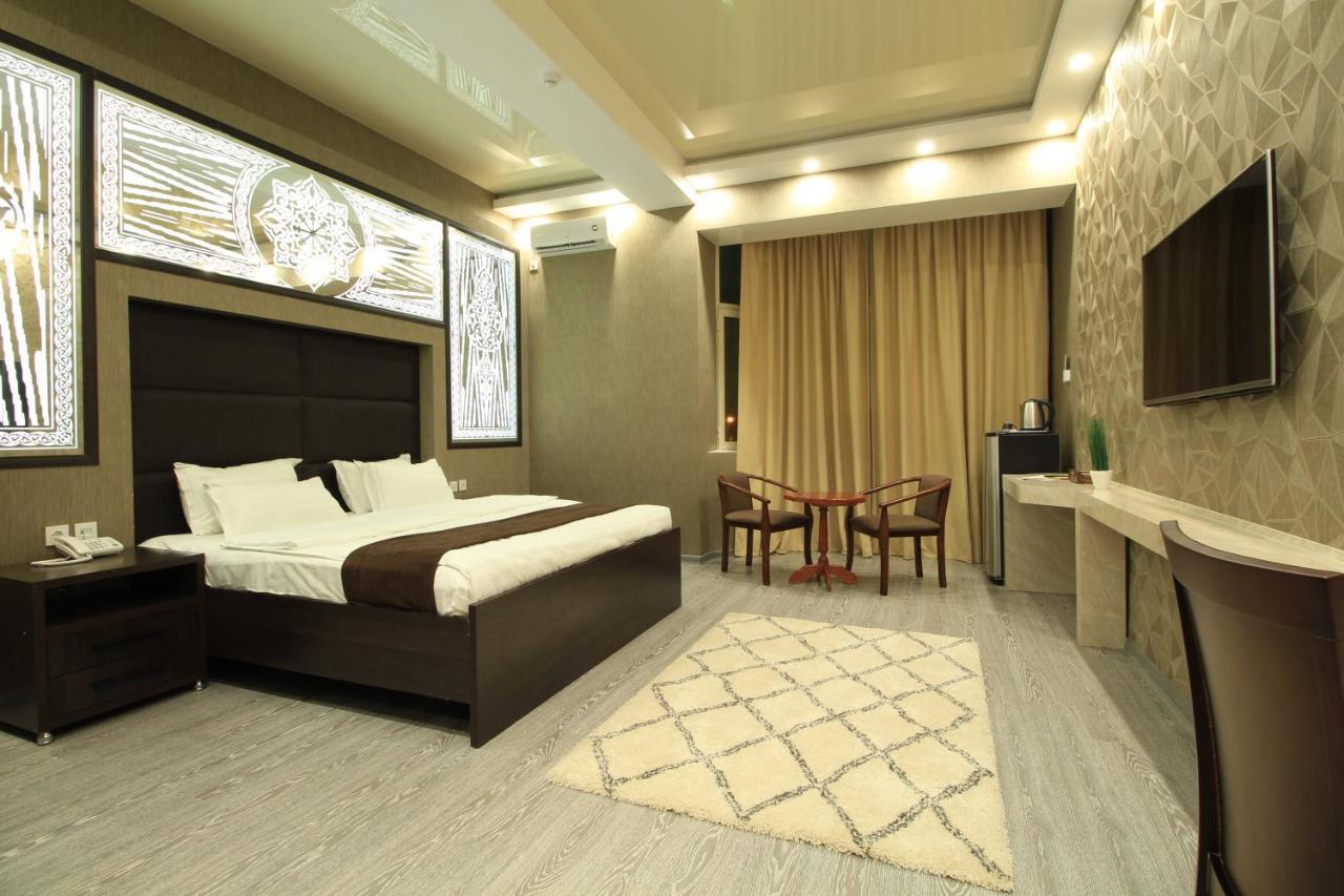 Safir Business Hotel O ドゥシャンベ エクステリア 写真