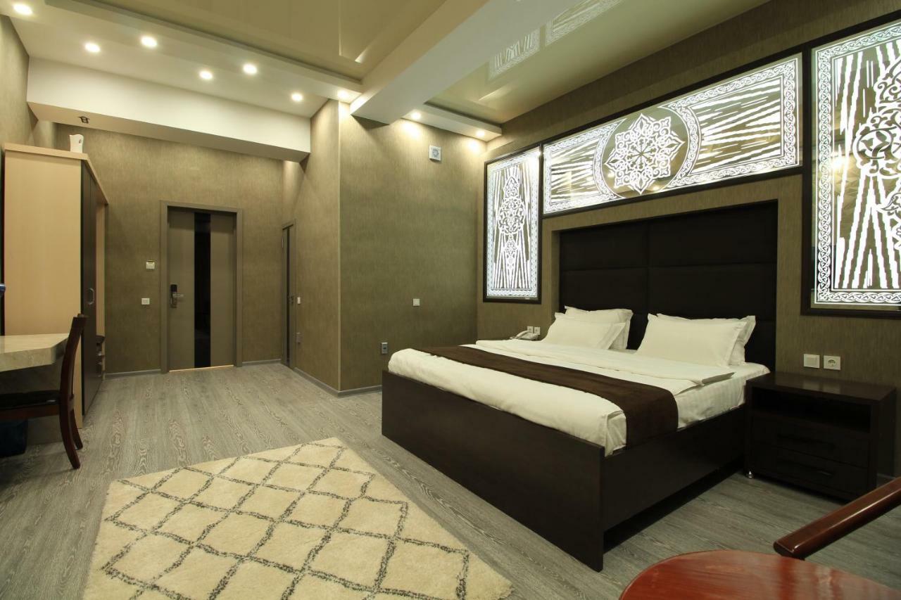 Safir Business Hotel O ドゥシャンベ エクステリア 写真